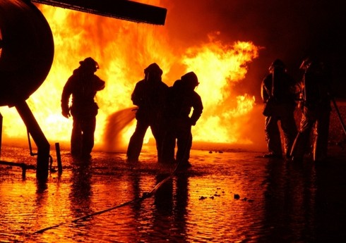 Несколько человек пострадали при взрыве на автозаправке в Грозном