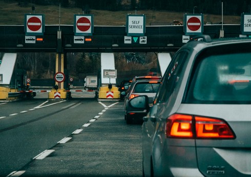 Нидерланды вводят пограничный контроль на полгода