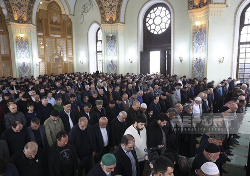 Объявлено время праздничного намаза в мечетях Баку