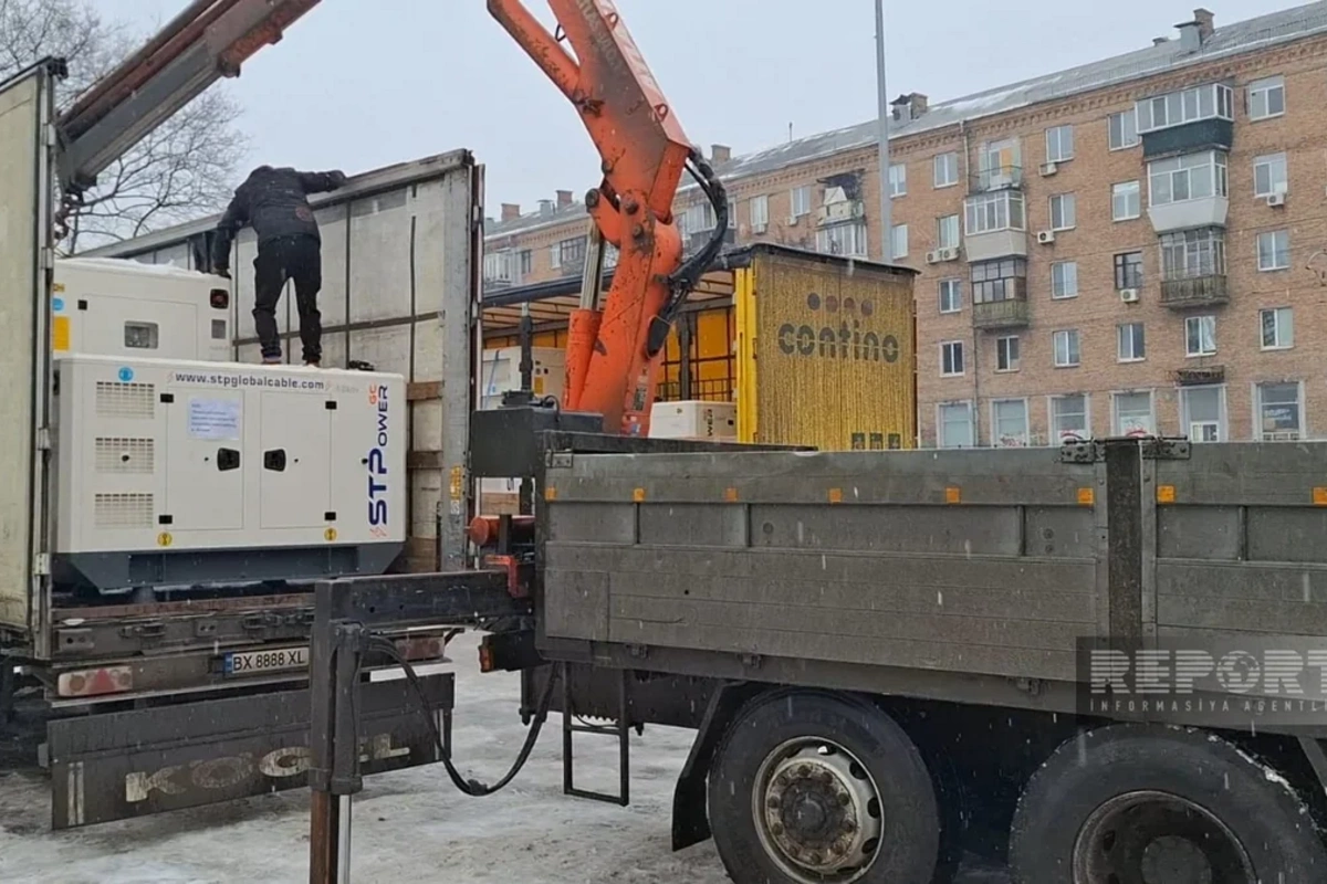 Очередная гуманитарная помощь Азербайджана передана украинским официальным лицам