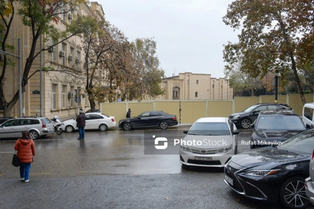 Ограничен доступ к парковке в центре Баку