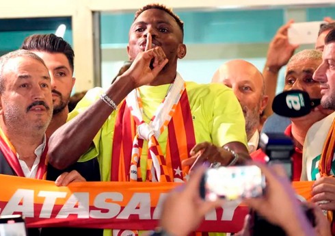 Осимхен будет выступать за "Галатасарай"