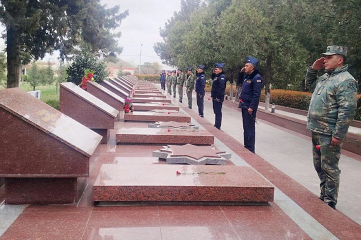 Отмечена 9-я годовщина исторических Апрельских боев