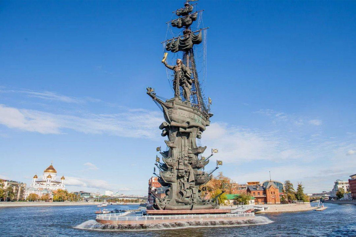 Памятник Петру I предлагается перенести из Москвы