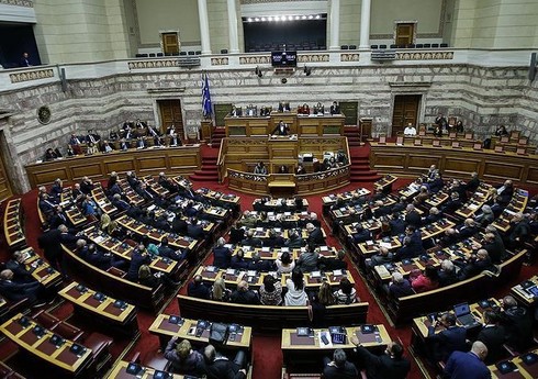 Парламент Греции вновь не смог избрать президента