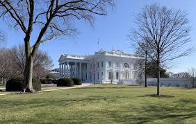 Пошлины США на энергоресурсы из Канады составят 10%, на другие товары - 25%