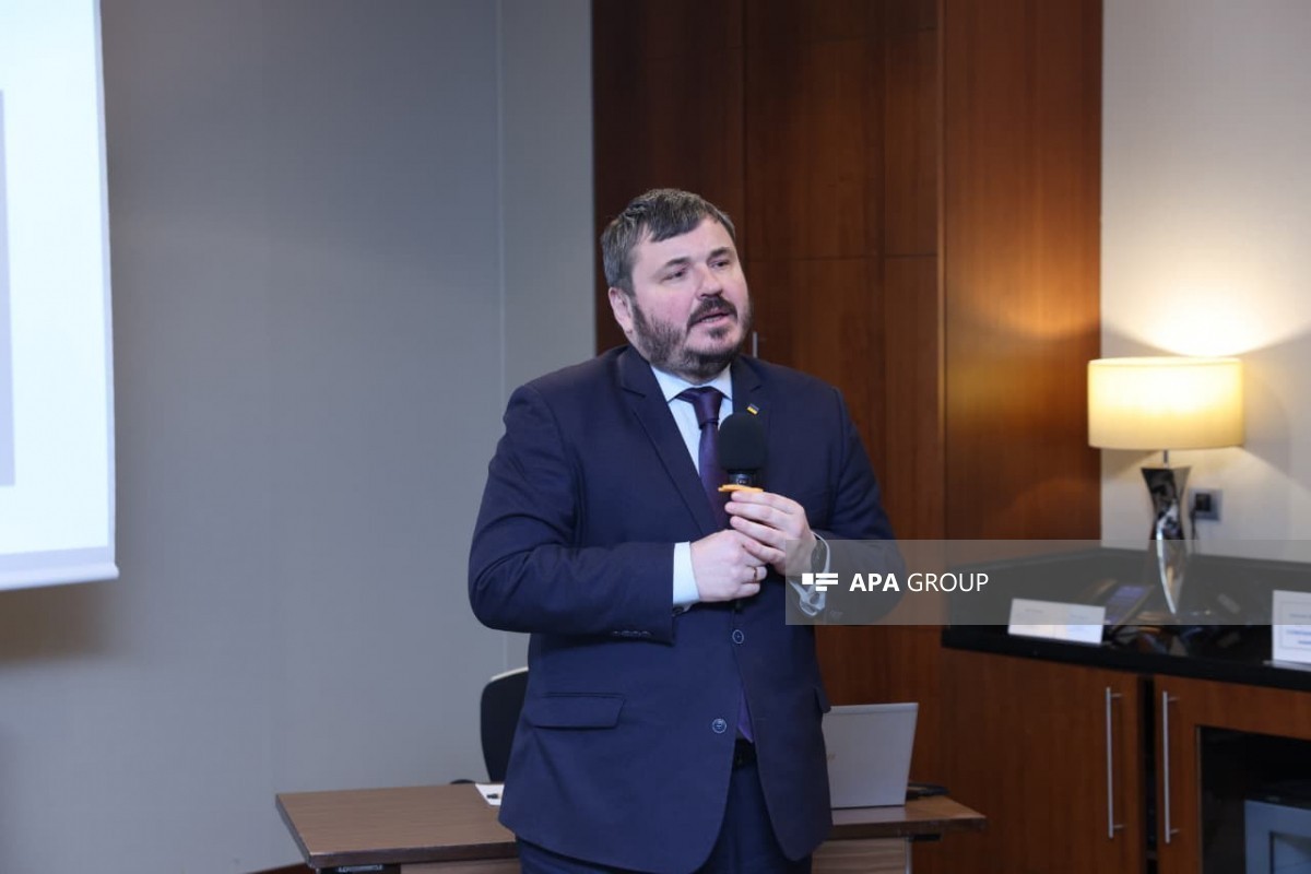 Посол Украины поздравил Азербайджан