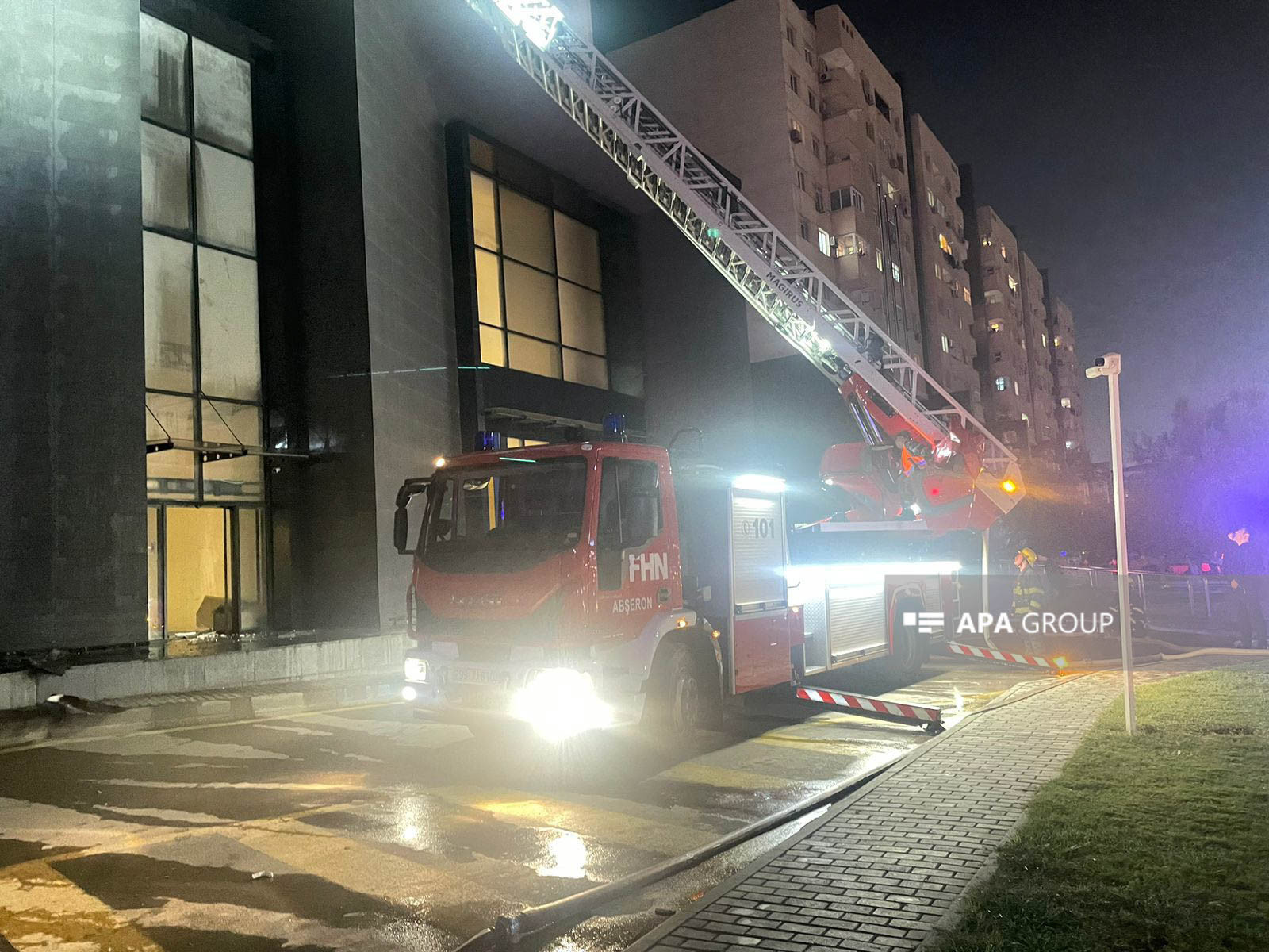 Пожар в Хырдалане потушен, жильцы эвакуированы-ВИДЕО-ОБНОВЛЕНО