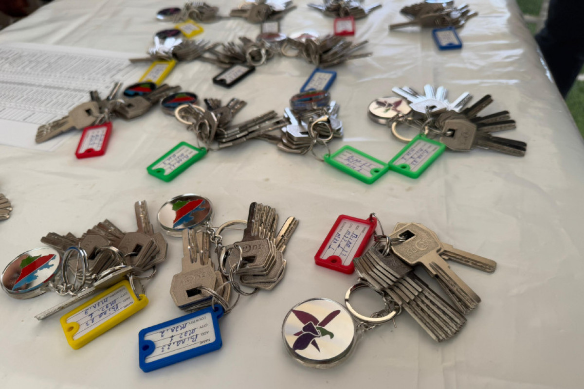 Предоставлены ключи от квартир еще 42 семьям, переехавшим в Джабраил-ФОТО-ОБНОВЛЕНО-1