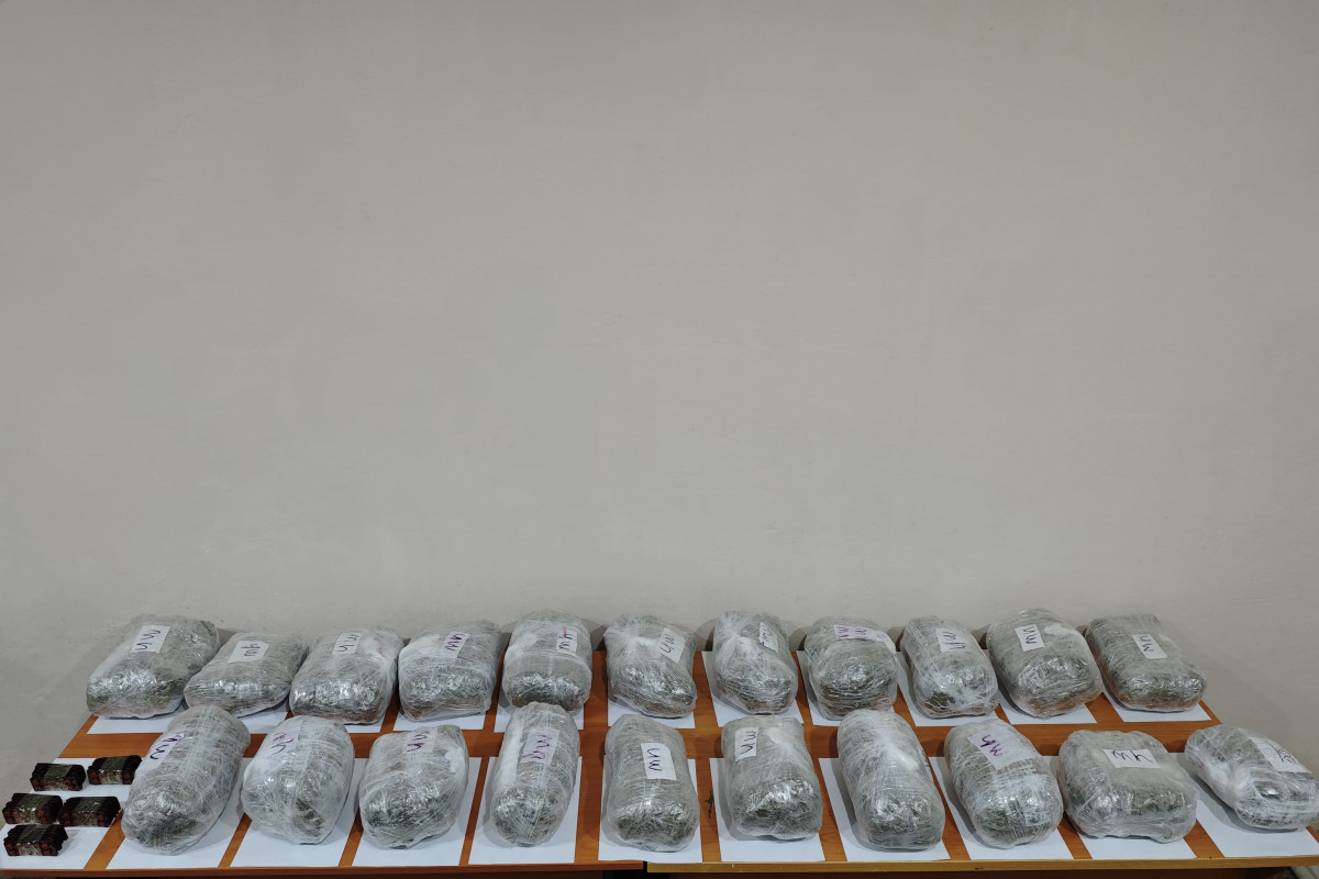 Предотвращена контрабанда крупной партии наркотиков из Ирана в Азербайджан, арестованы двое-ФОТО-ВИДЕО