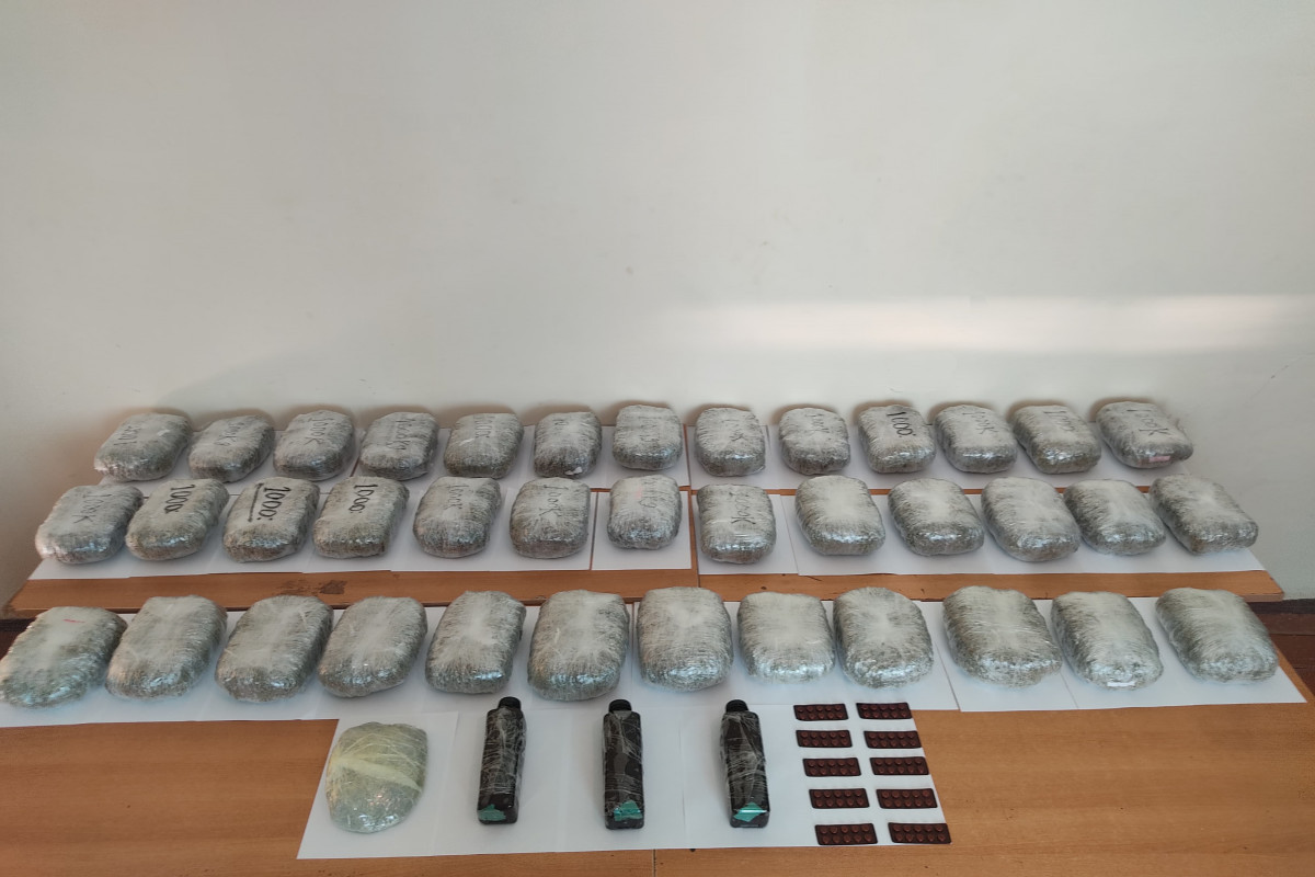 Предотвращена контрабанда наркотиков в Азербайджан-ФОТО