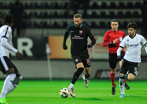 Премьер-лига: В матче "Нефтчи" — "Сабах" победитель не определился