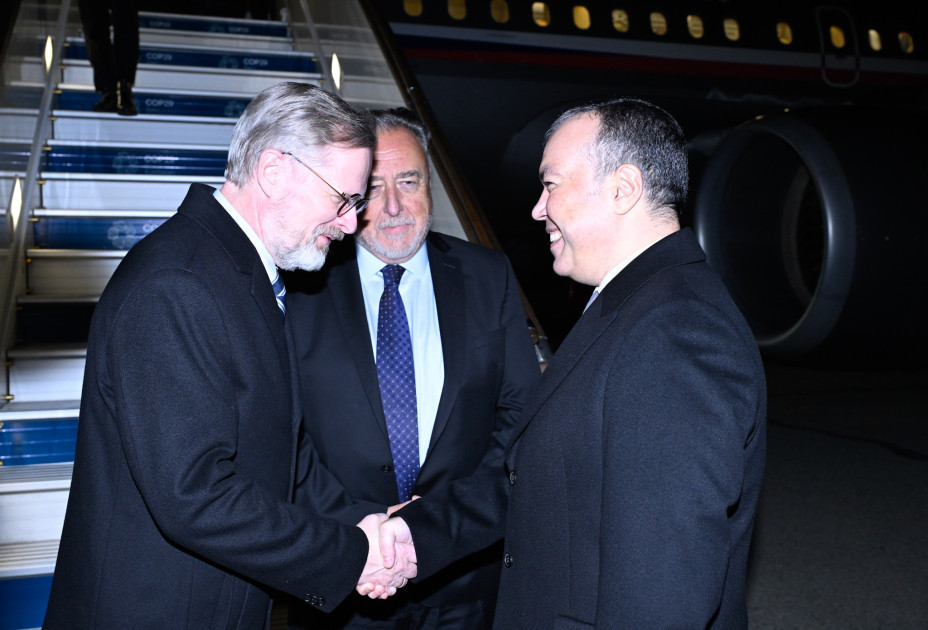 Премьер-министр Чехии прибыл с визитом в Азербайджан-ФОТО