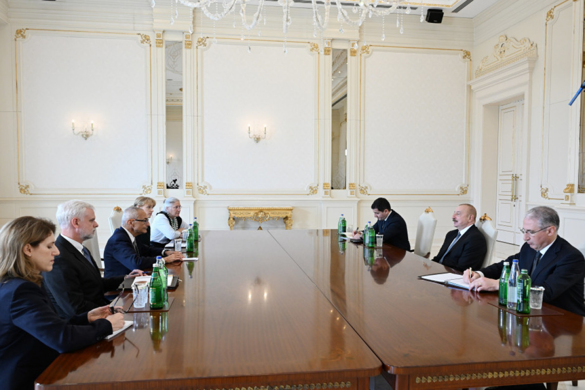 Президент Азербайджана принял старшего советника Байдена по международной политике в области климата