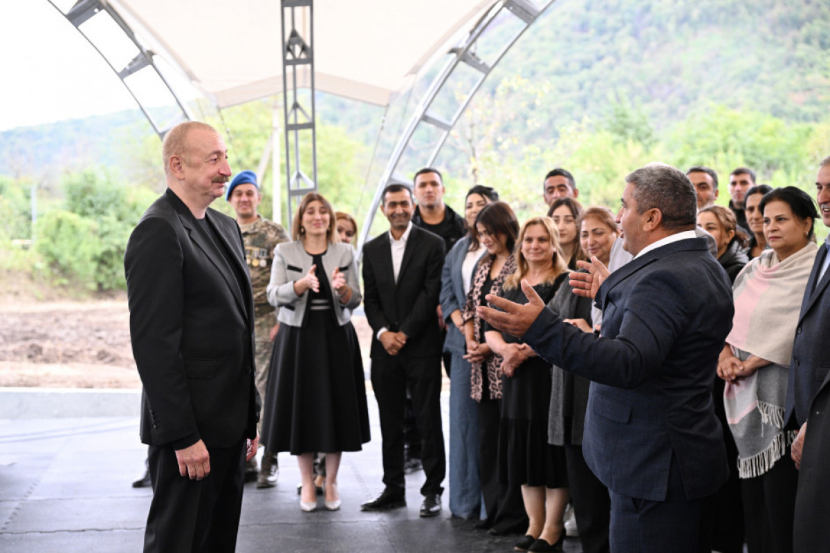 Президент Азербайджана встретился с жителями сел Бадара, Дашбулаг, Сеидбейли и Шушакенд Ходжалинского района - ОБНОВЛЕНО