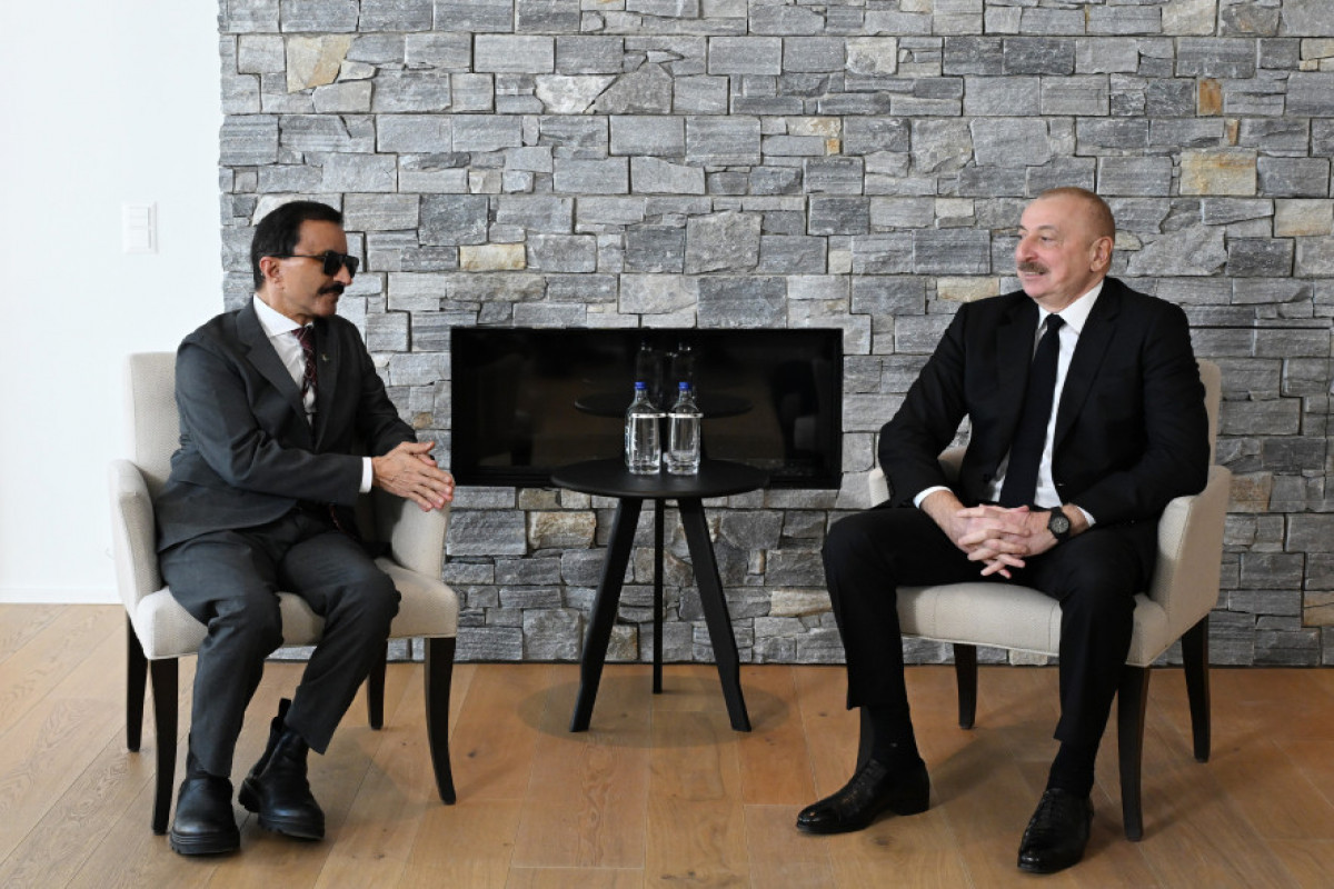 Президент Азербайджана встретился в Давосе с председателем и исполнительным директором группы компаний DP World - ОБНОВЛЕНО