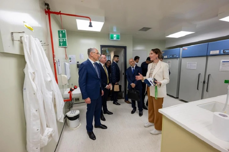 Президент COP29 посетил Сиднейский институт морских наук