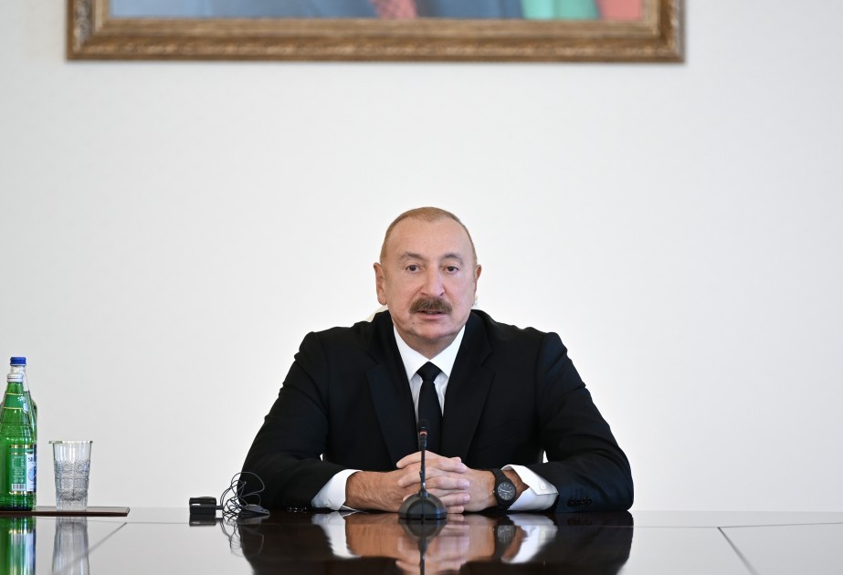 Президент Ильхам Алиев: Азербайджанский народ подарил мировой культуре много великих личностей