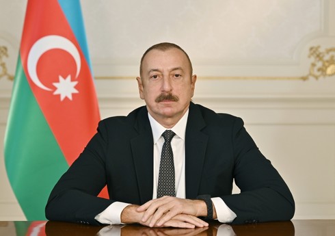Президент Ильхам Алиев поздравил короля Таиланда