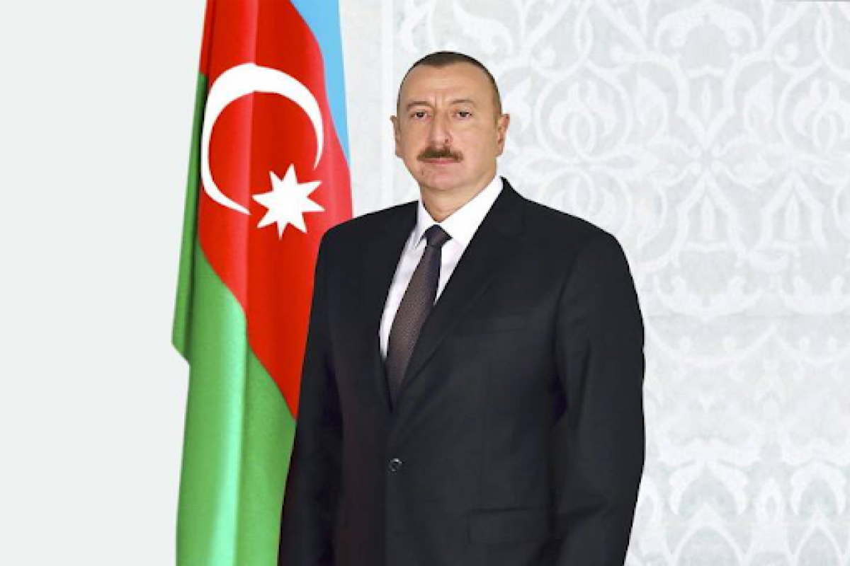 Президент Ильхам Алиев поздравил своего никарагуанского коллегу по случаю национального праздника его страны