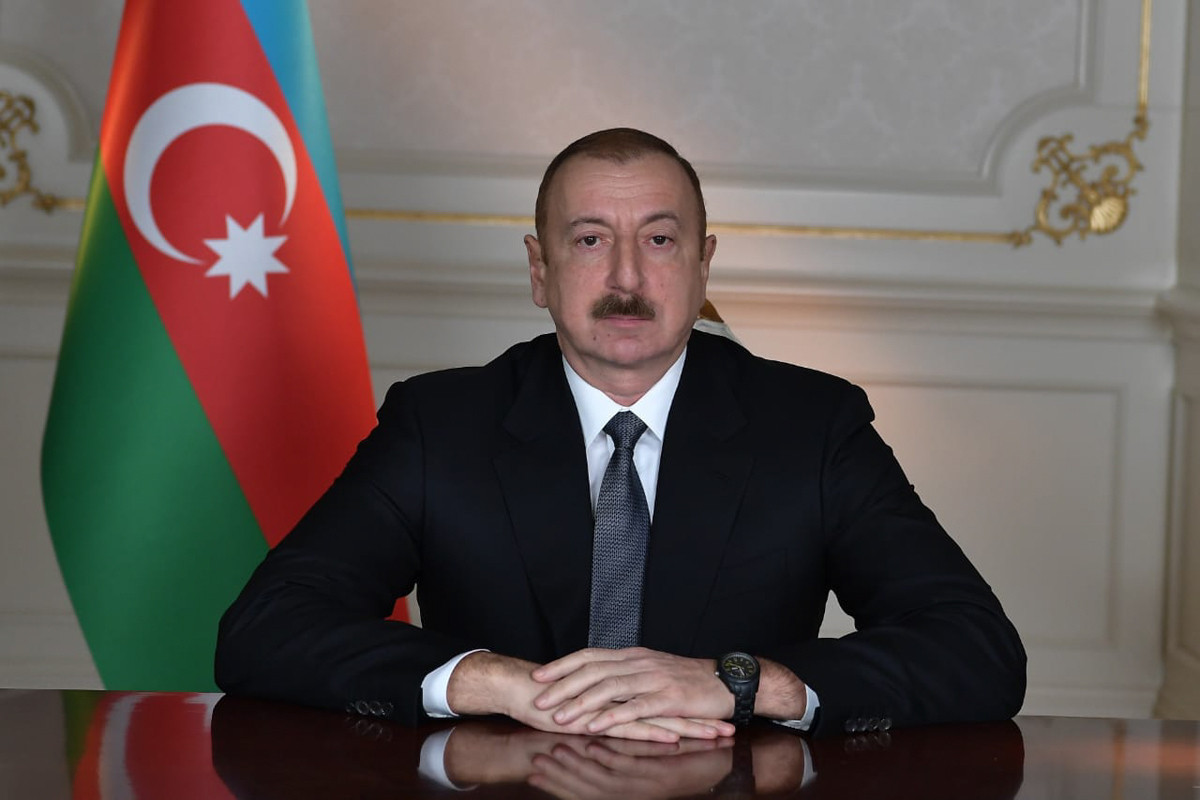 Президент Ильхам Алиев принял председателя Комитета по внешним связям Европейского парламента