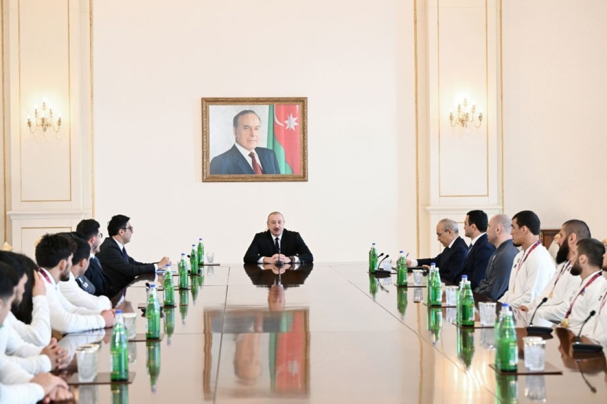 Президент Ильхам Алиев принял борцов, ставших чемпионами Европы в командном зачёте -ОБНОВЛЕНО