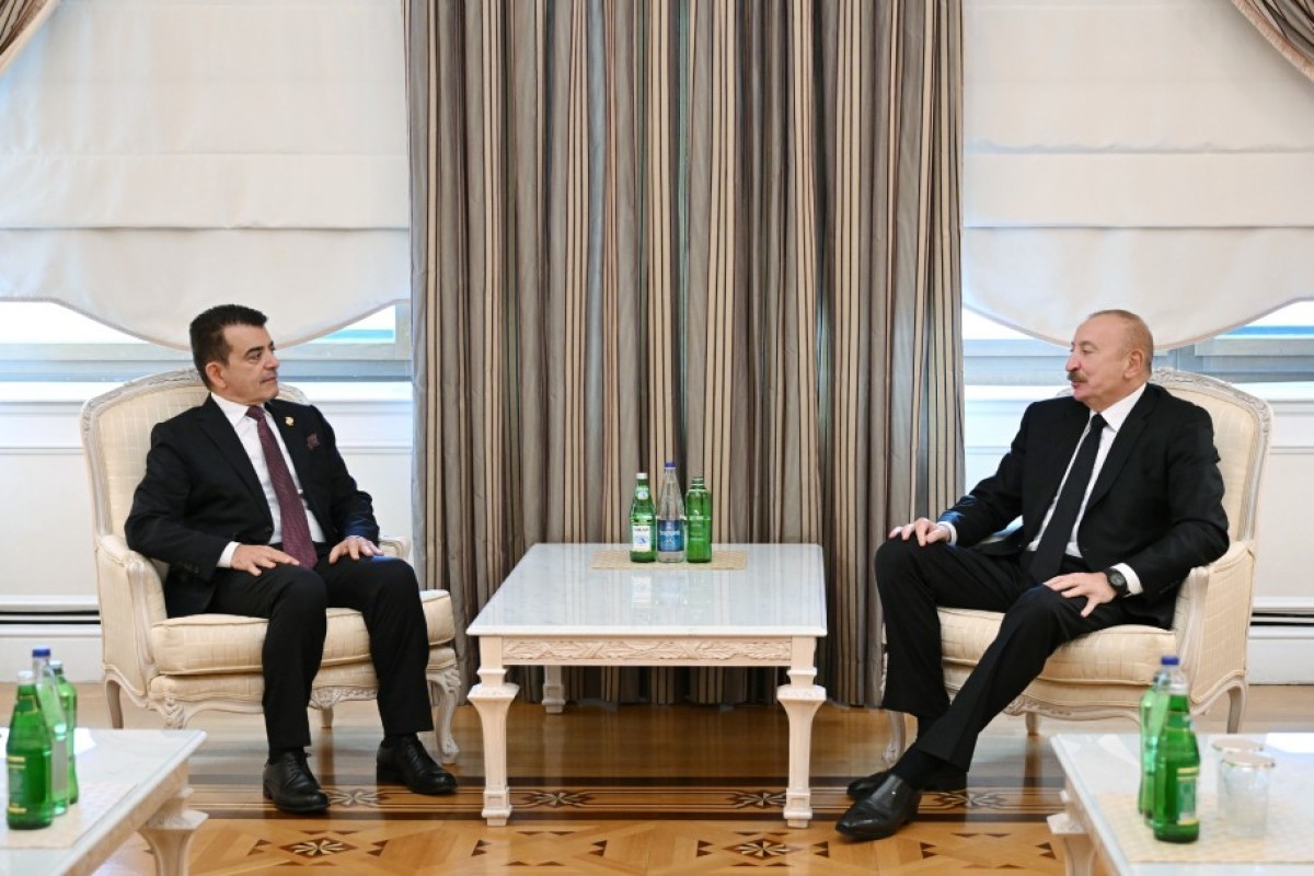 Президент Ильхам Алиев принял генерального директора ИСЕСКО