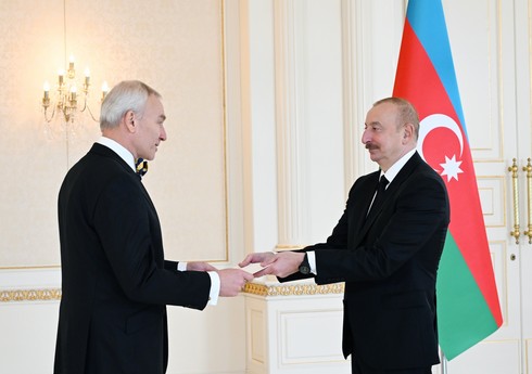 Президент Ильхам Алиев принял верительные грамоты новоназначенного чрезвычайного и полномочного посла Эстонии в Азербайджане