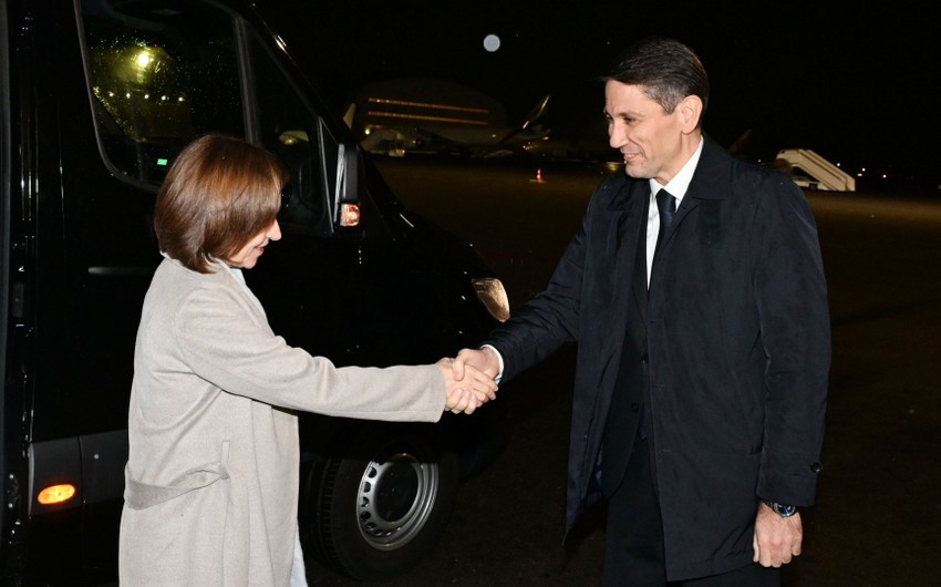 Президент Молдовы прибыла с визитом в Азербайджан-ФОТО