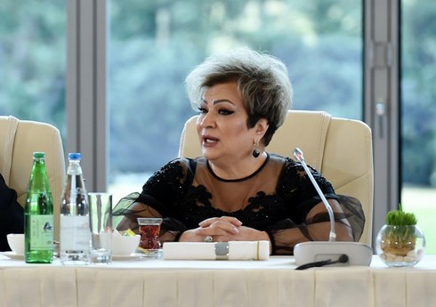 Президент наградил Афаг Баширгызы орденом "Шараф"