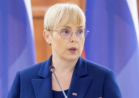 Президент Словении: ЕС работает над возобновлением контактов с Россией