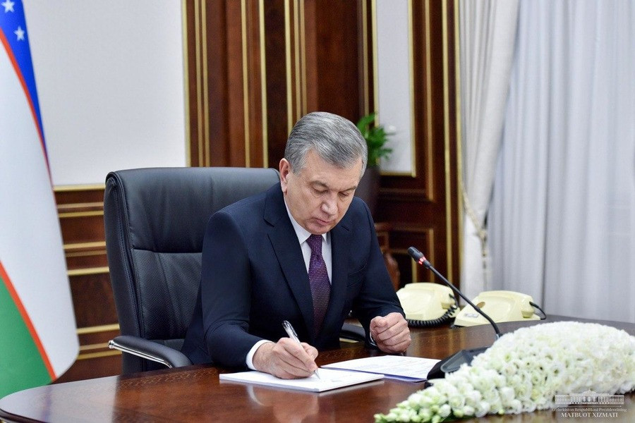 Президент Узбекистана подписал указ о помиловании 522 человек