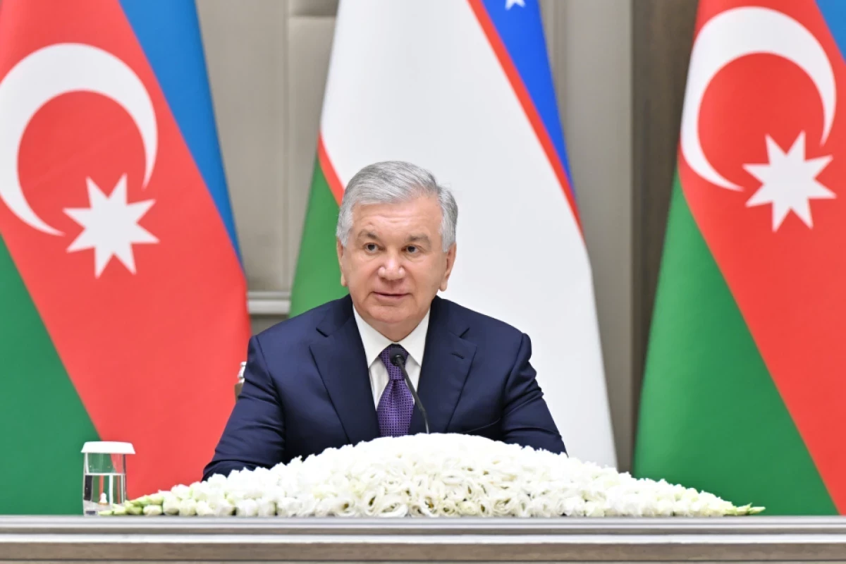 Президент Узбекистана предложил провести в 2027 году бизнес-форум «Центральная Азия – Азербайджан»
