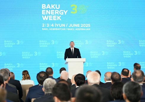Президент выступил на церемонии открытия 30-й Caspian Oil and Gas, 13-й Caspian Power и 30-го Baku Energy Forum