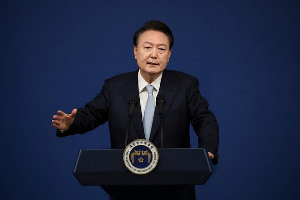 Президент Южной Кореи пообещал раньше времени  уйти в отставку