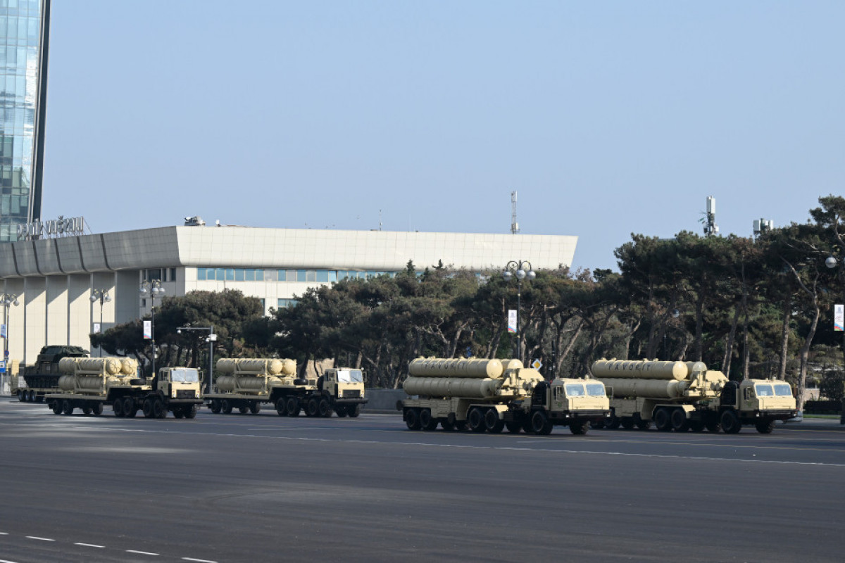 Продемонстрированные на военном параде в Баку системы вооружения, техника и авиасредства наглядно показали военную мощь Азербайджана