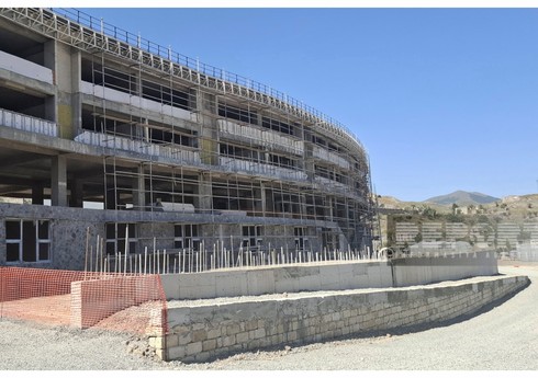 Продолжается строительство Кяльбаджарского образовательного комплекса