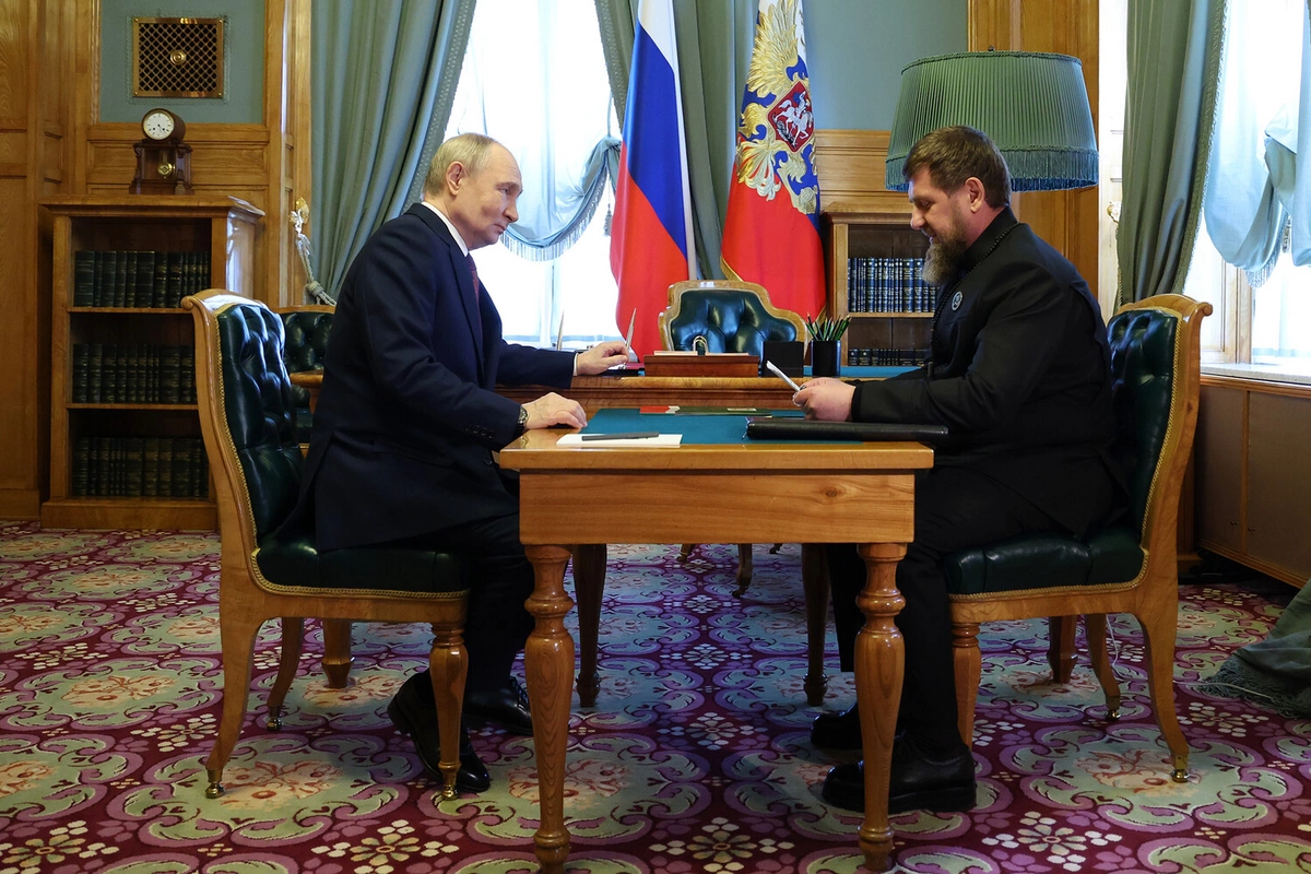 Путин ответил на слухи об отставке Кадырова цитатой Марка Твена