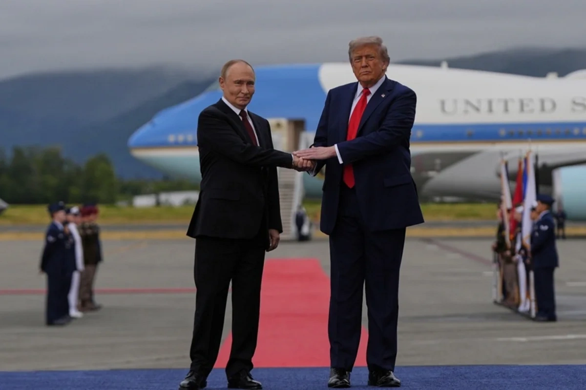 Путин провел телефонный разговор с Трампом