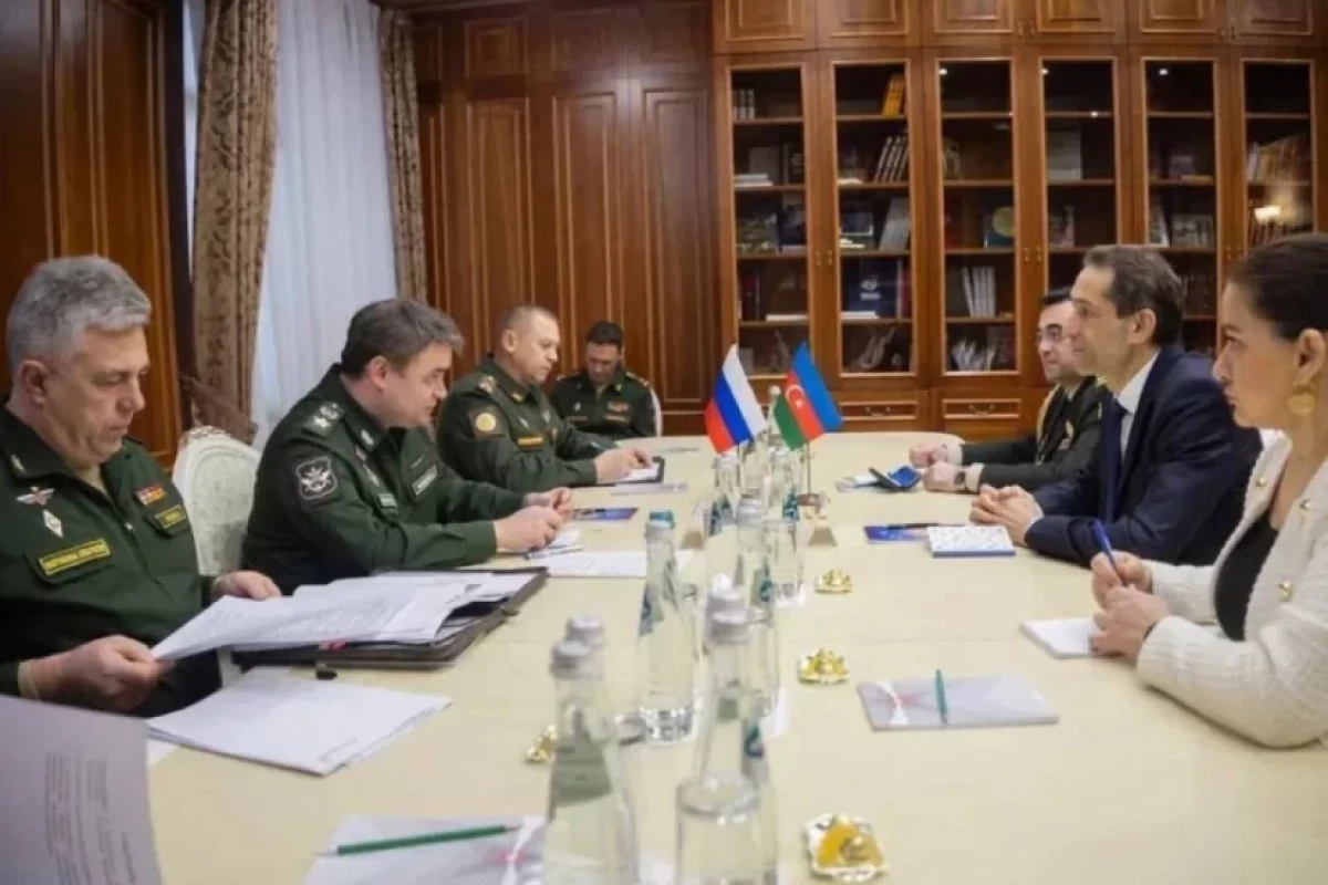 Рахман Мустафаев встретился с замминистра обороны России