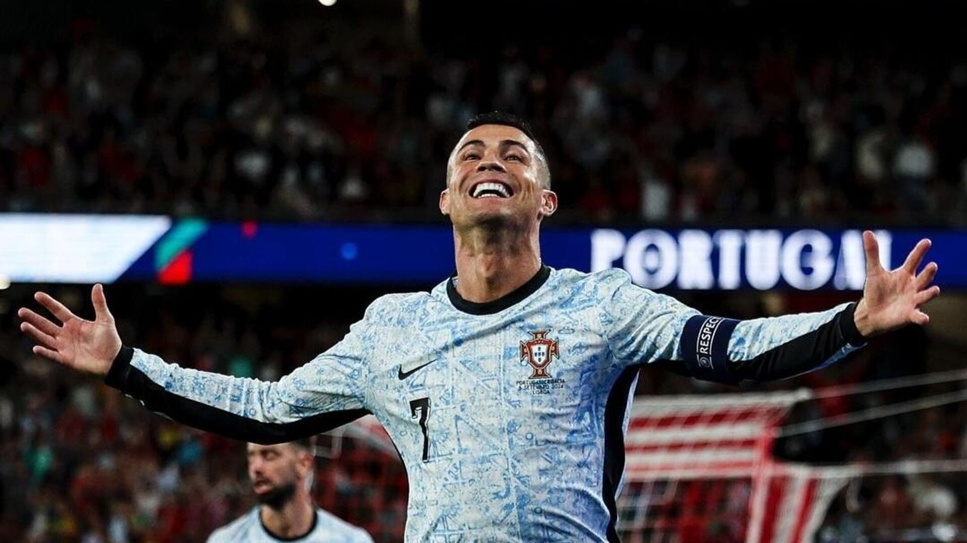 Роналду набрал миллиард подписчиков в социальных сетях