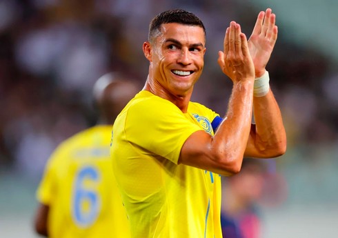 Роналду по новому контракту с "Аль-Наср" будет получать рекордную зарплату