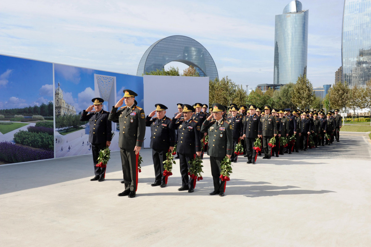 Руководство МВД Азербайджана посетило Парк Победы-ВИДЕО