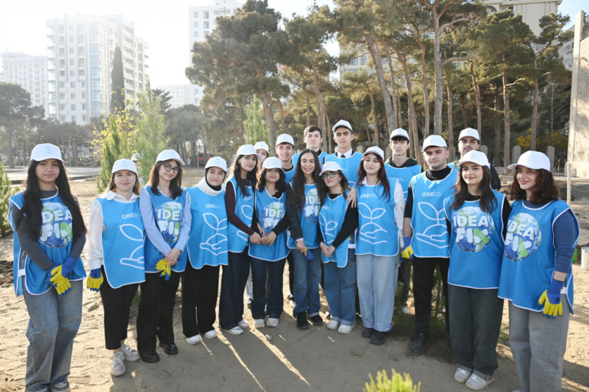 С участием Лейлы Алиевой в Баку проведена очередная акция по посадке деревьев