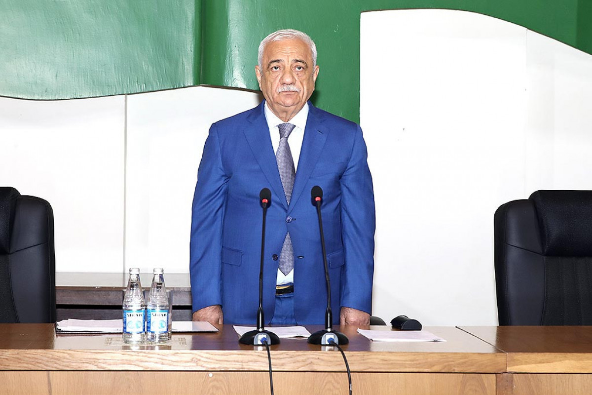 Саттар Мохбалыев подал в отставку с должности председателя  Конфедерации профсоюзов Азербайджана, избран новый председатель