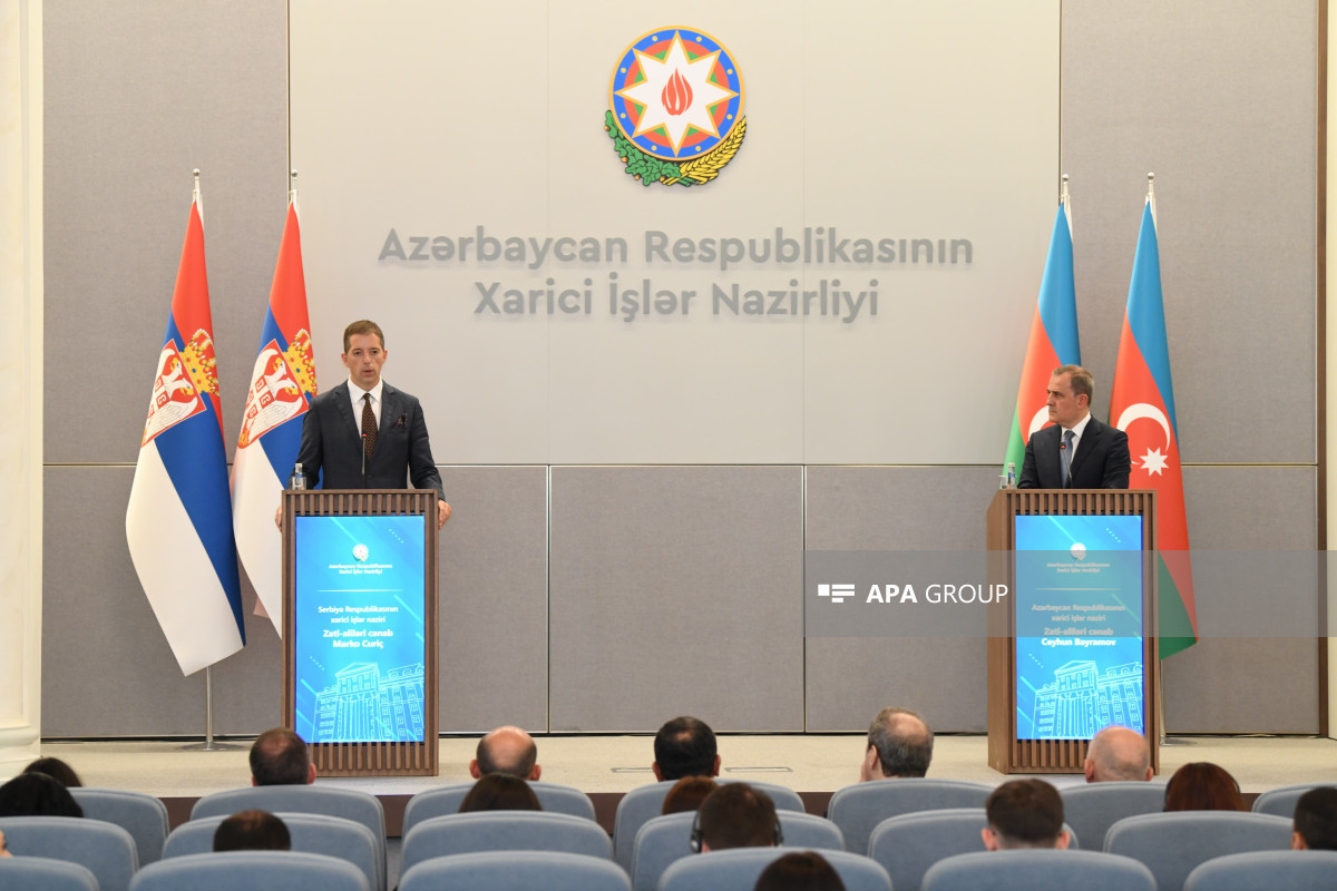 Сербия планирует усилить военное сотрудничество с Азербайджаном