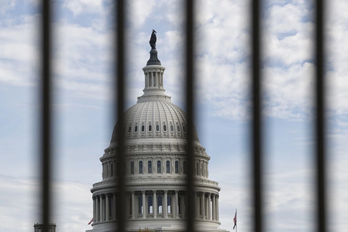 Шатдаун в США стал вторым по длительности в истории