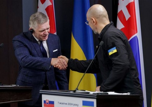 Шмыгаль и Фицо провели переговоры по транзиту газа через Украину