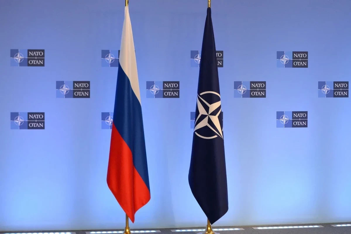 СМИ: Нерешительность НАТО может повысить риск прямого противостояния с Россией