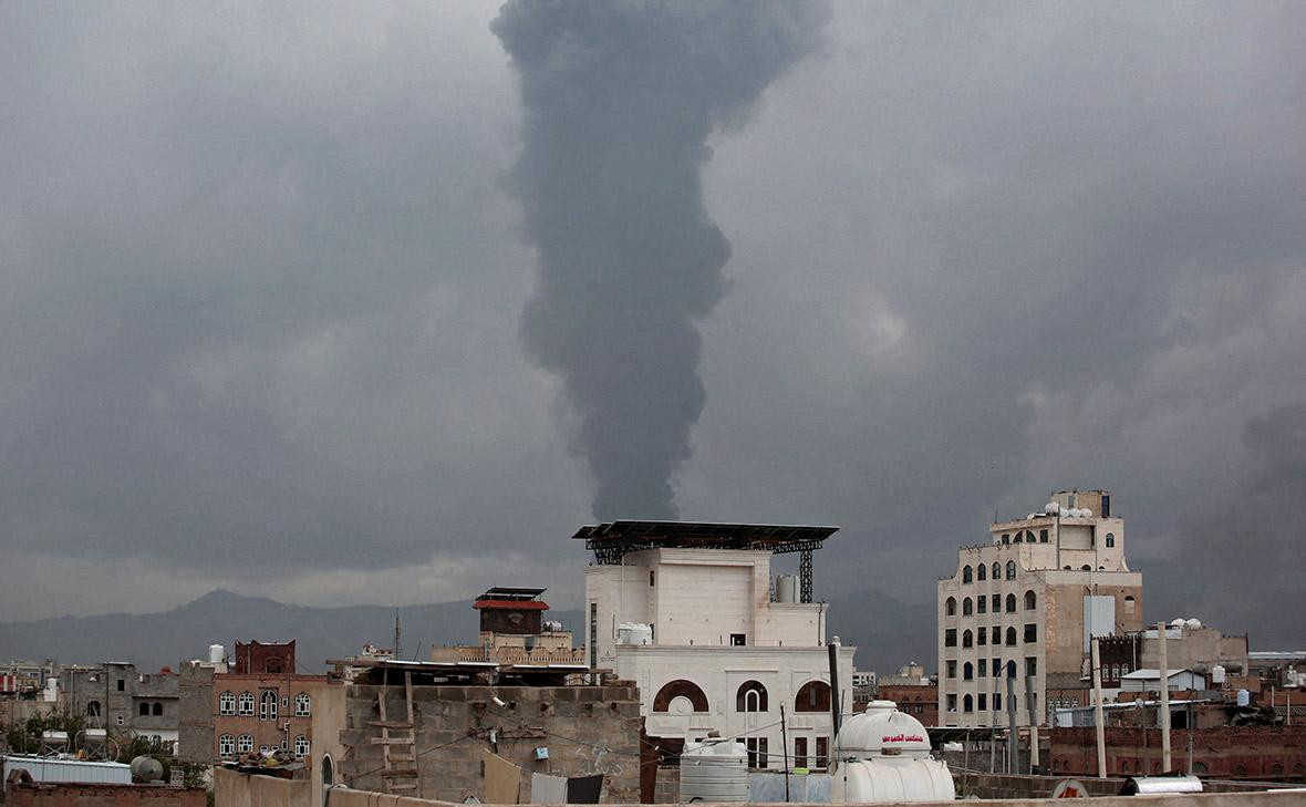 СМИ: При ударе Израиля погибли не менее 10 членов правительства хуситов